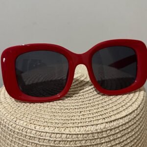 Óculos vermelho