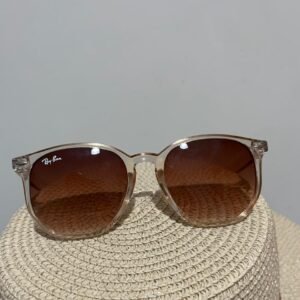 Óculos armação transparente