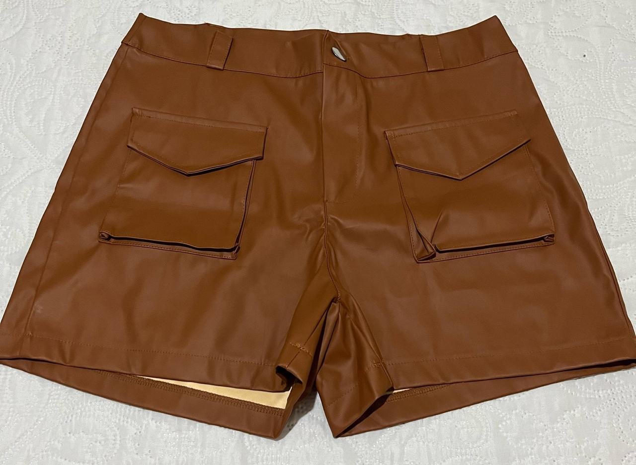 Short de couro sintético Marrom